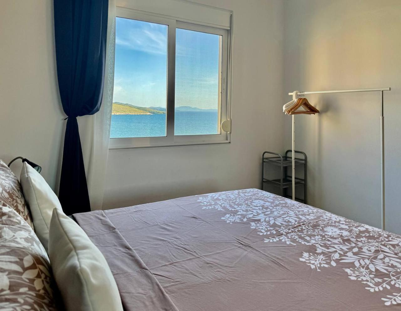 Viola Sea View Penthouse Apartment Sarande Ngoại thất bức ảnh