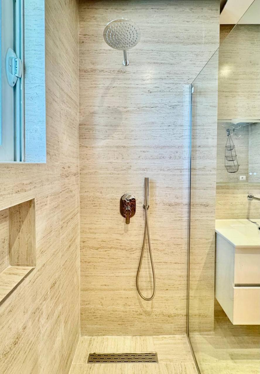 Viola Sea View Penthouse Apartment Sarande Ngoại thất bức ảnh