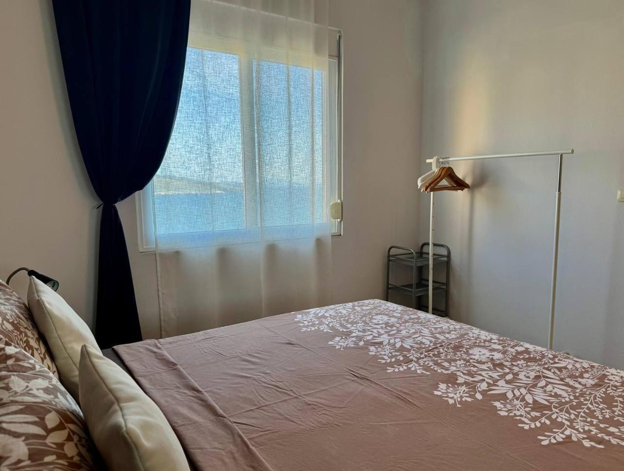 Viola Sea View Penthouse Apartment Sarande Ngoại thất bức ảnh