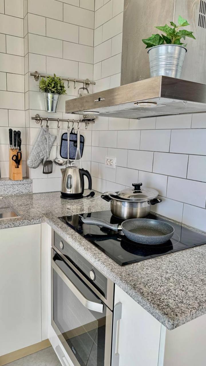 Viola Sea View Penthouse Apartment Sarande Ngoại thất bức ảnh
