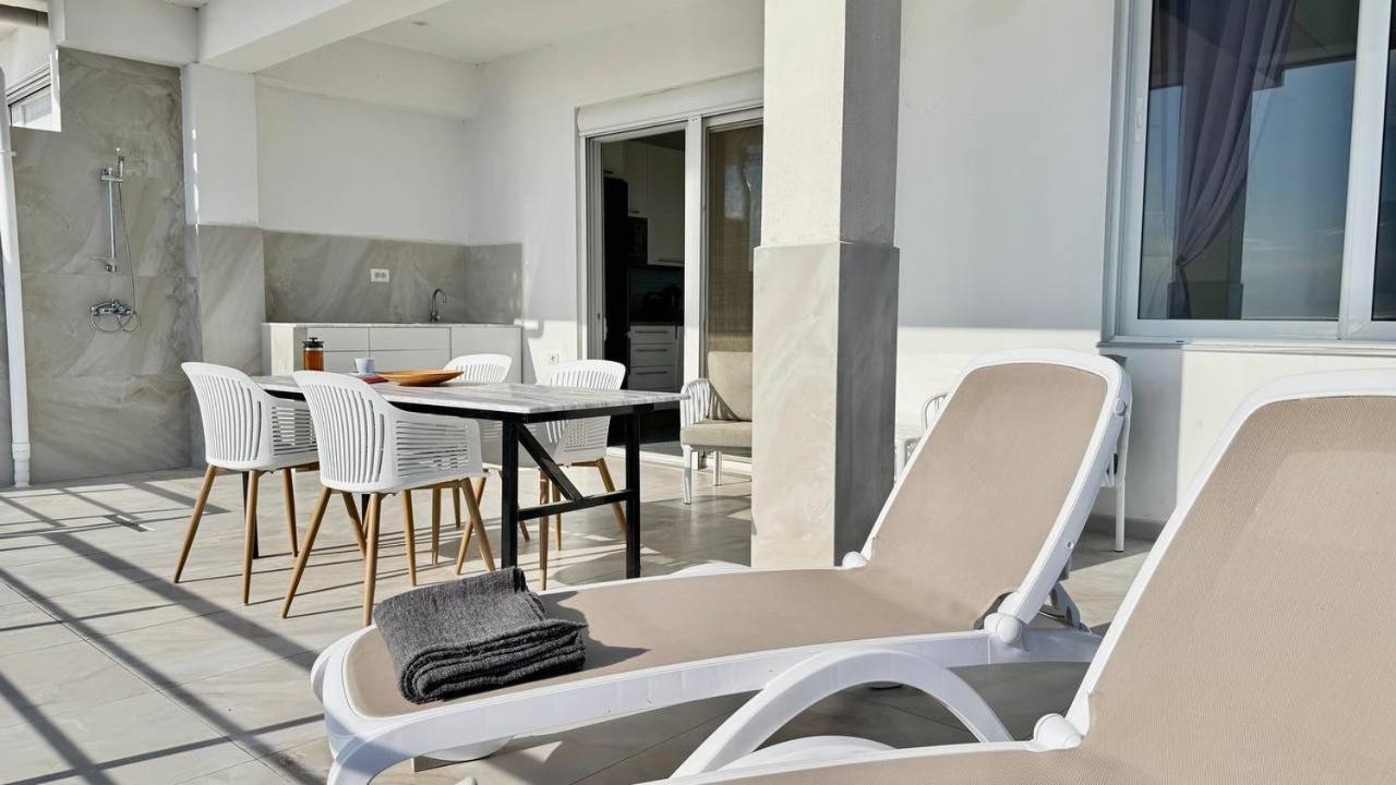Viola Sea View Penthouse Apartment Sarande Ngoại thất bức ảnh